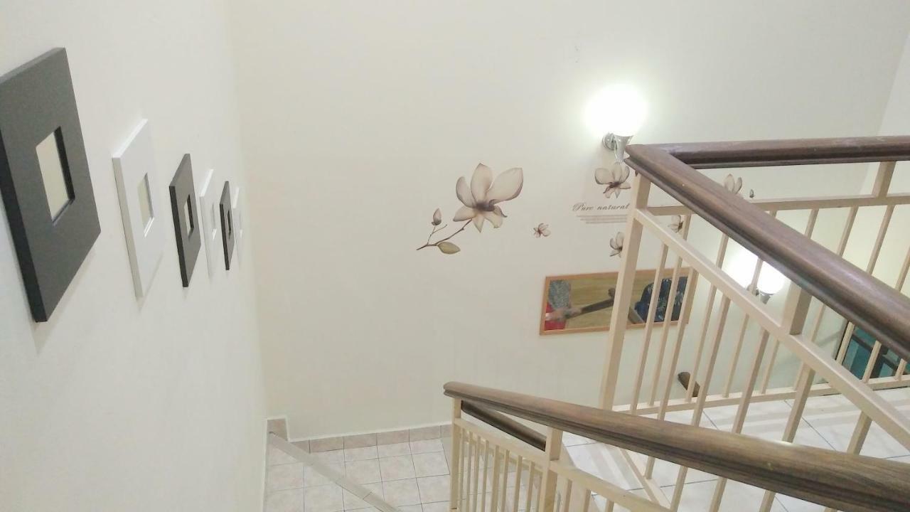 E&A Homestay Klia/ Sepang/ Nilai 外观 照片