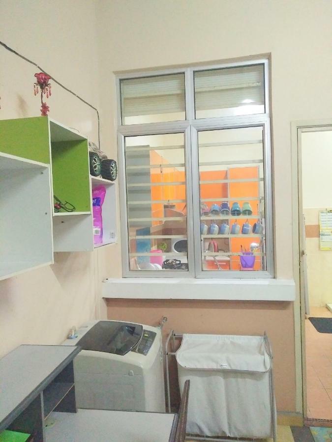 E&A Homestay Klia/ Sepang/ Nilai 外观 照片