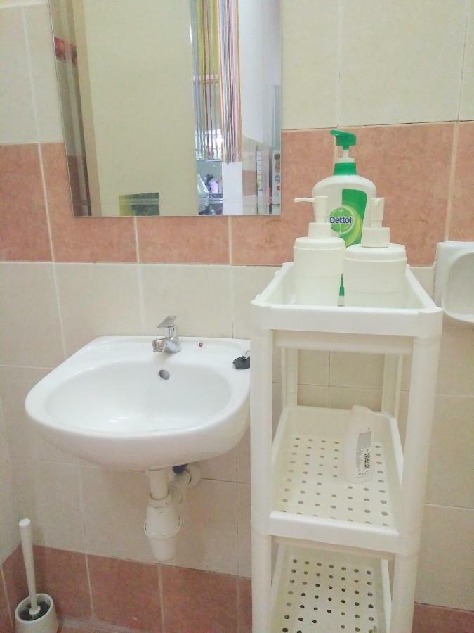 E&A Homestay Klia/ Sepang/ Nilai 外观 照片