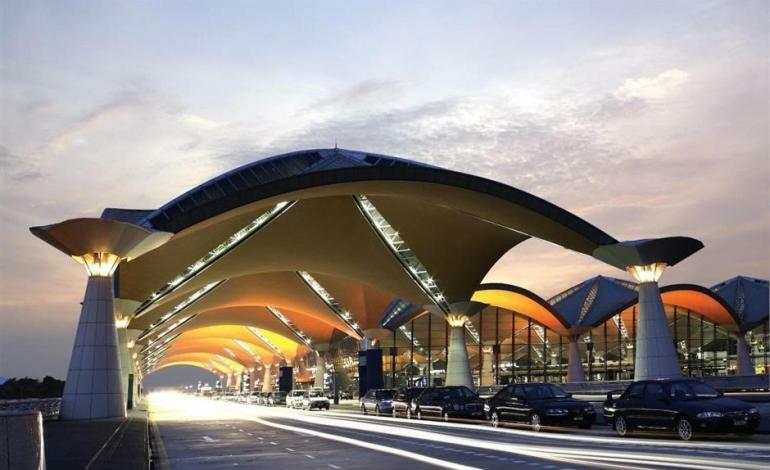 E&A Homestay Klia/ Sepang/ Nilai 外观 照片
